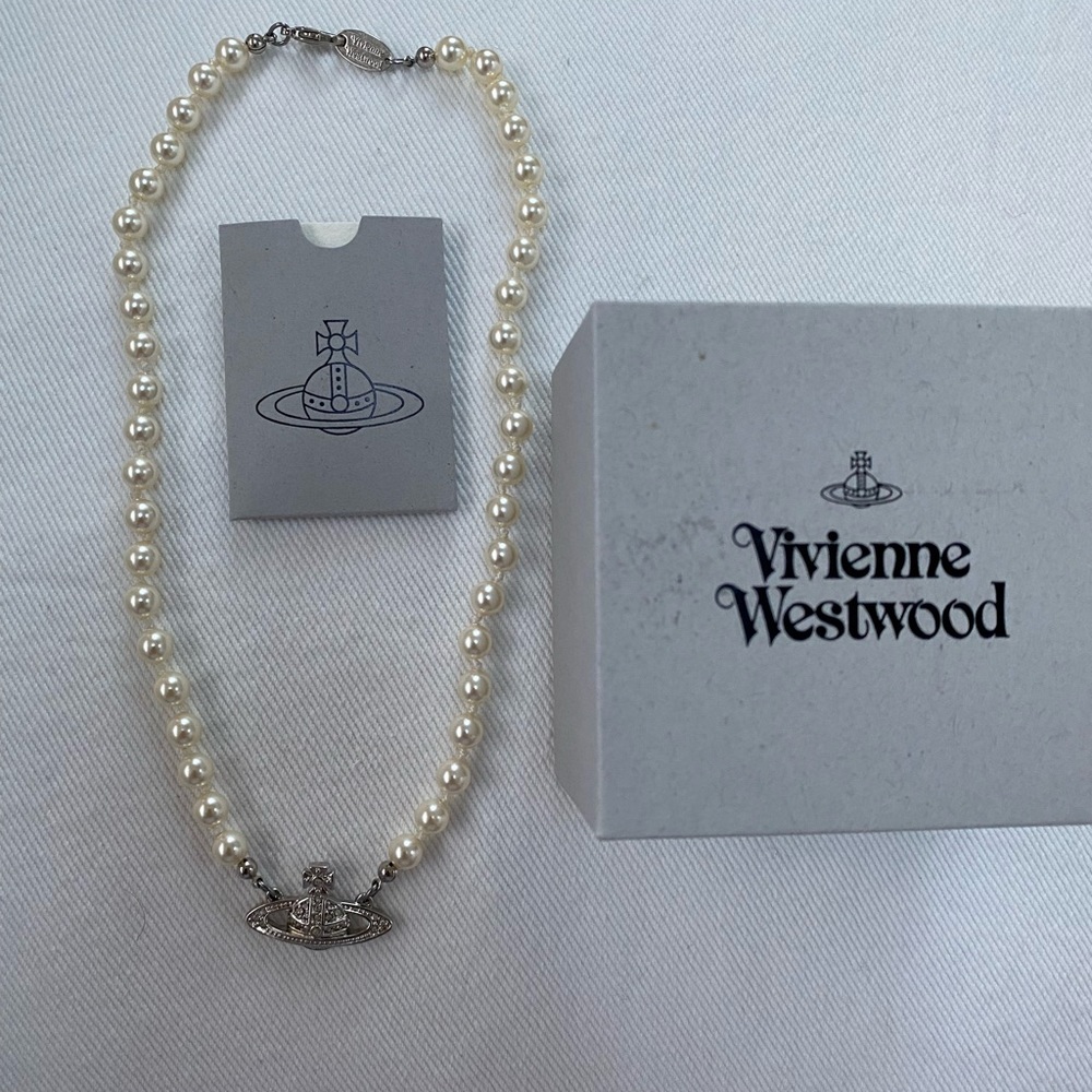 NEW! Vivienne Westwood Orb Pearl Necklace 15’